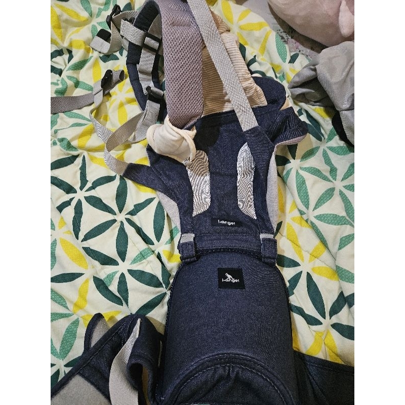 Gendongan i-angel preloved