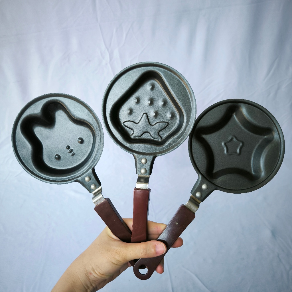 Fry Pan Kecil / Gorengan Telur Kecil / Fry Pan Lucu / Teflon Telor Lucu / Teflon Kecil / Teflon Telu