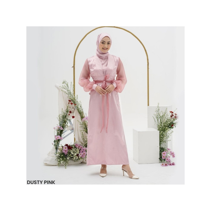 one set qutum organza