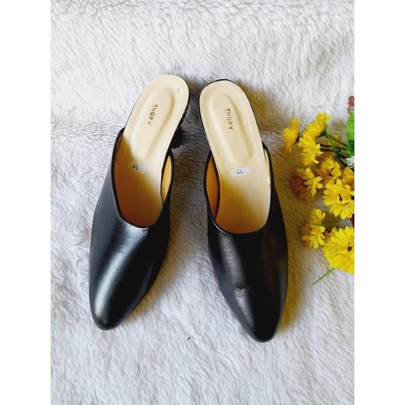 Selop Domas Wanita Warna Hitam Polos Kwalitas Premium