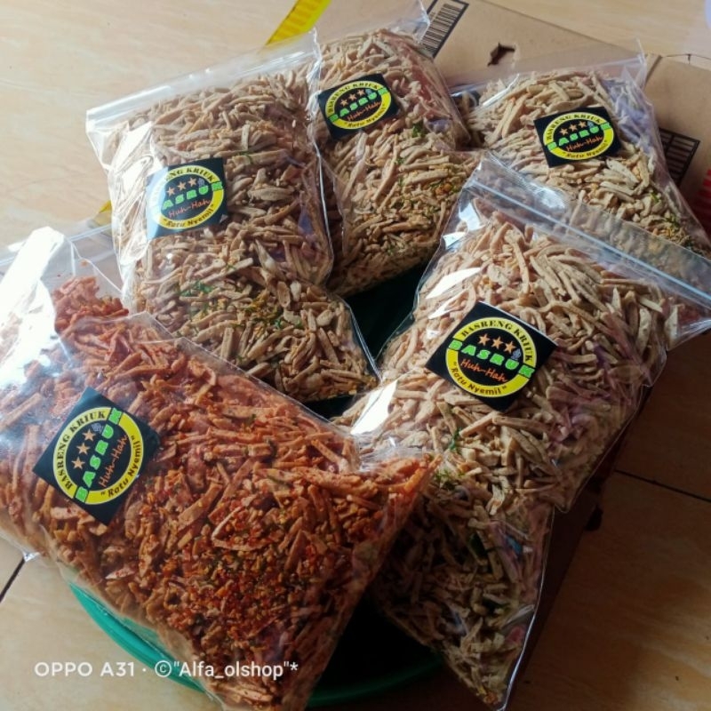 

basreng bakso goreng pedas daun jeruk ukuran 250g