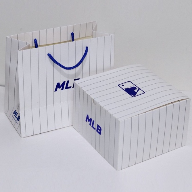 

RAIH DISKON KOTAK BOX TOPI MLB Kotak Packing Tas Hadiah PAPER BAG Korea Topi portabel BX