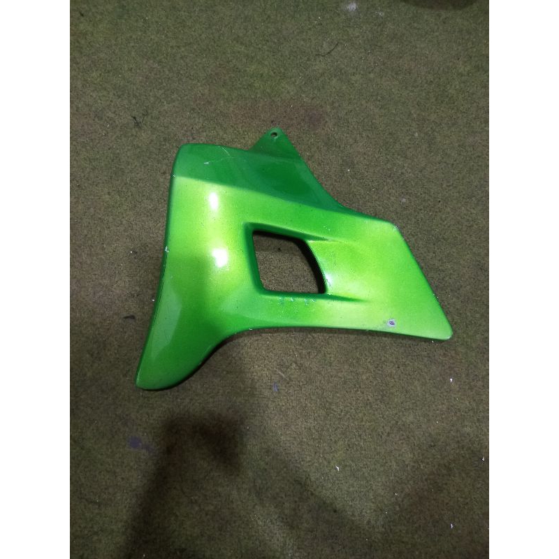 Sayap Kawasaki Ninja 150 R Kis sebelah kiri