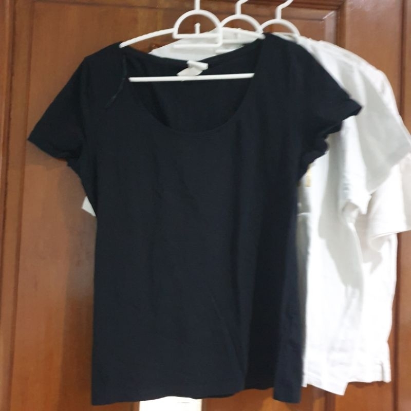 SALE Kaos Branded HnM The Executive CottonInk Uniqlo // Preloved (WAJIB BACA DESKRIPSI)