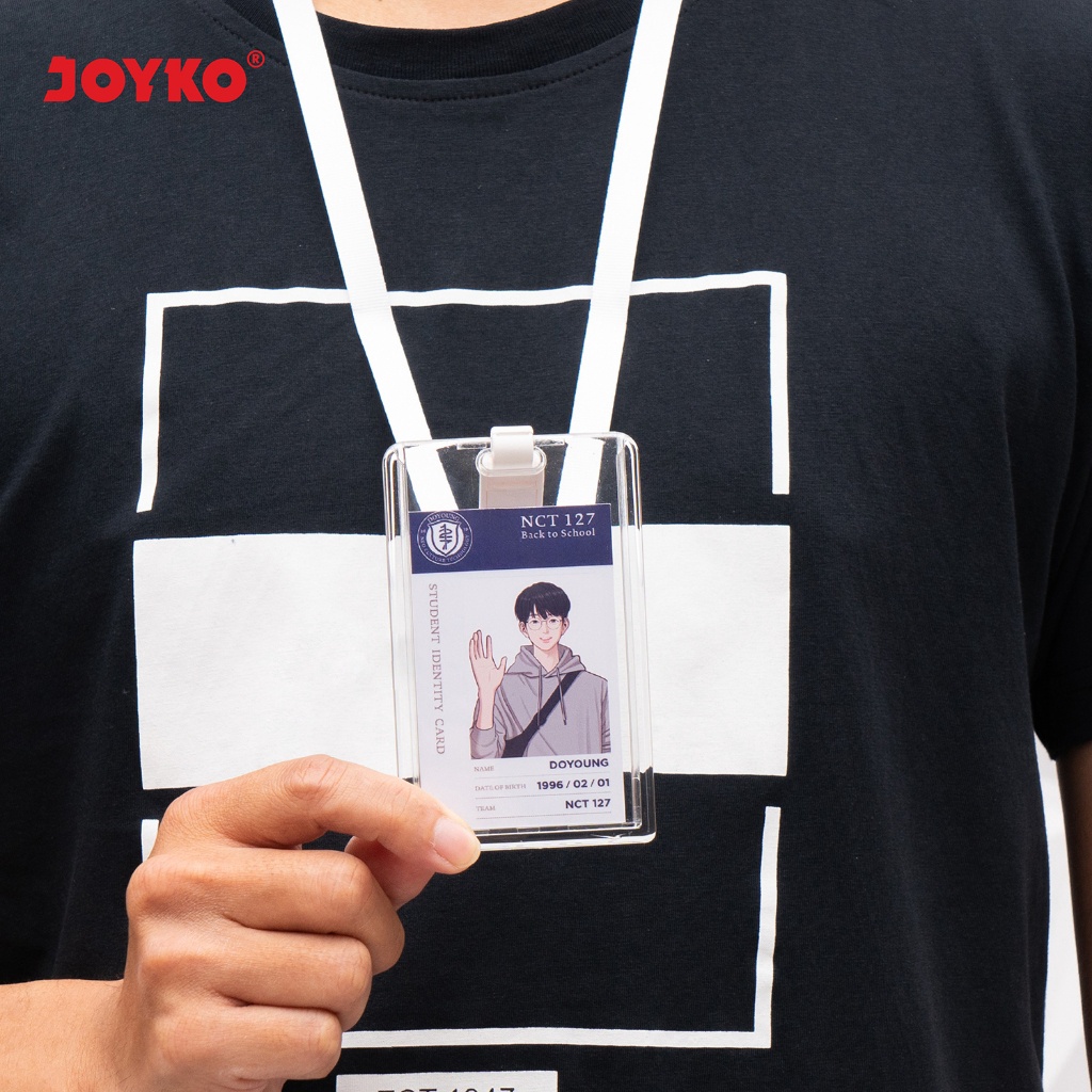 

HANYA DISINI PROMO 1 Set Name Tag Acrylic Tali Bening Berdiri JOYKO NT82 Tempat ID Card Clear Holder Vertical Akrilik