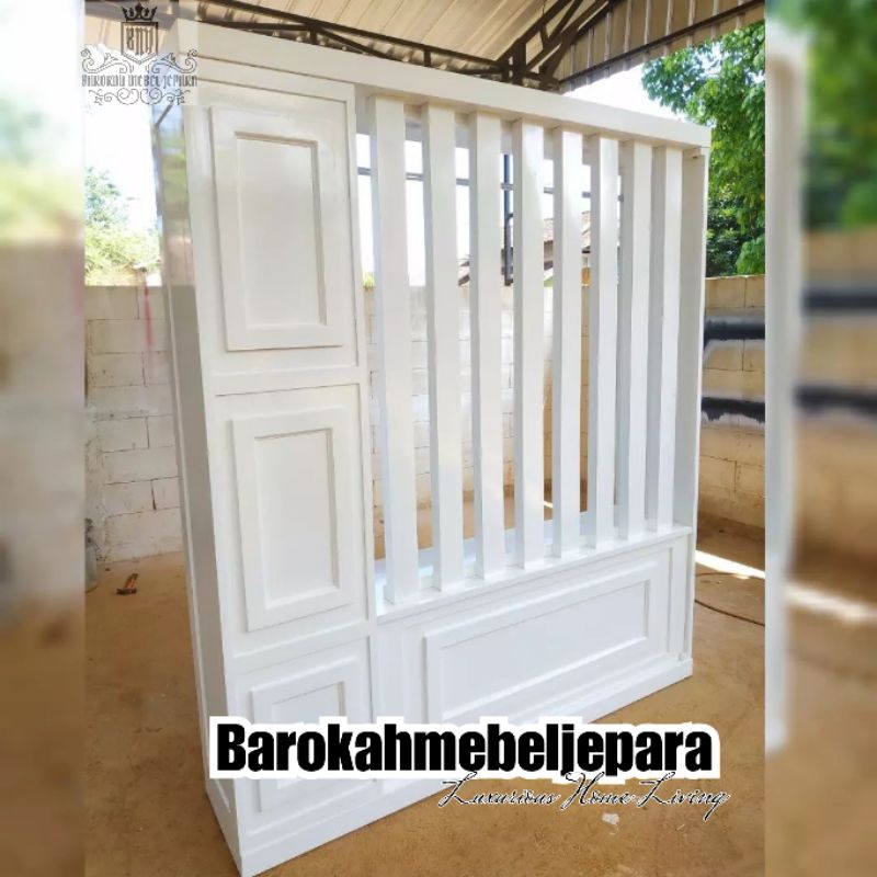 Sekat ruangan jati minimalis duco putih , pembatas ruangan jati duco , partisi kayu jati minimalis