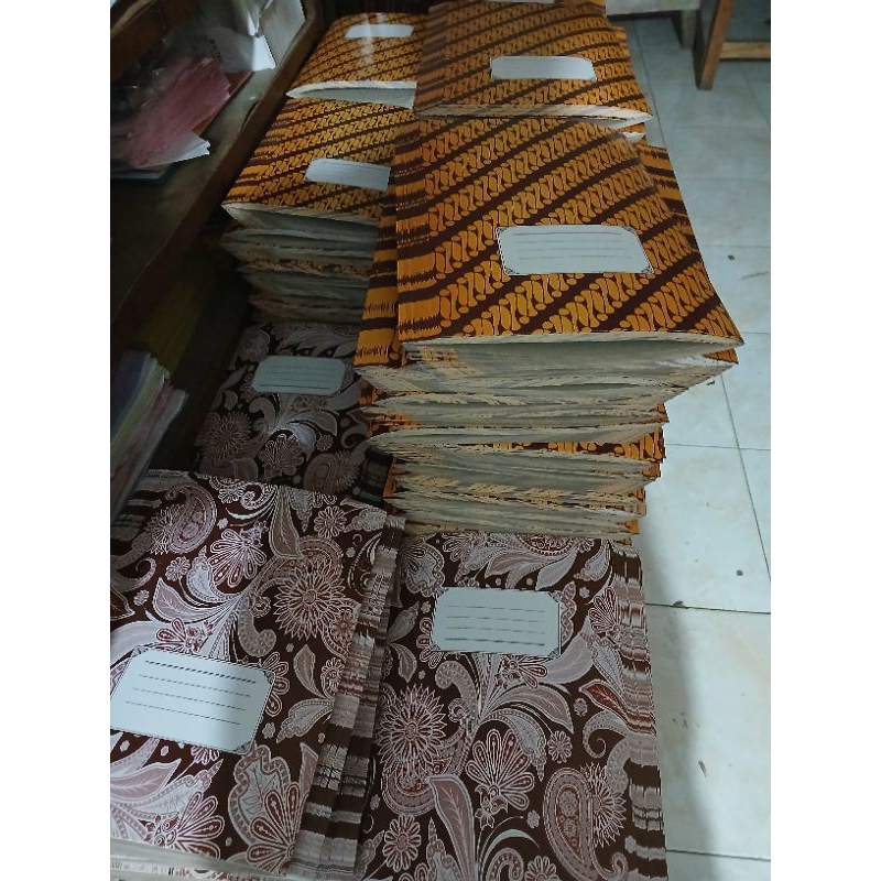 

Map batik kilat 250 gr