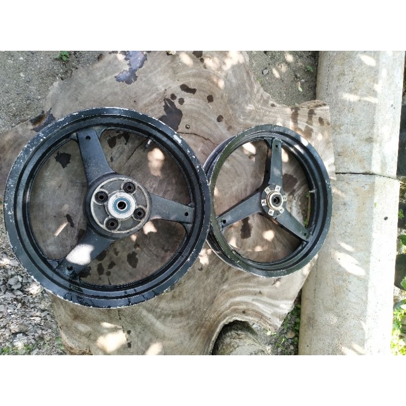 Velg Pelek Peleg Tapak Lebar Ring 17 eks Tiger Revo