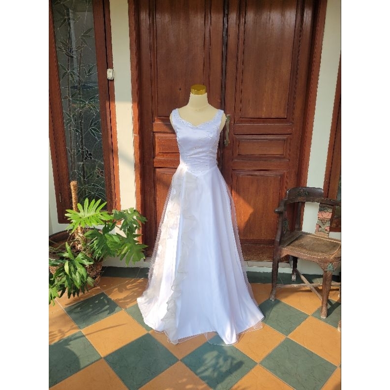 Gaun Pengantin Wedding Dress Bridal Bride Putih White Simple Korean Korea Prewedding Pengapit Tulle 