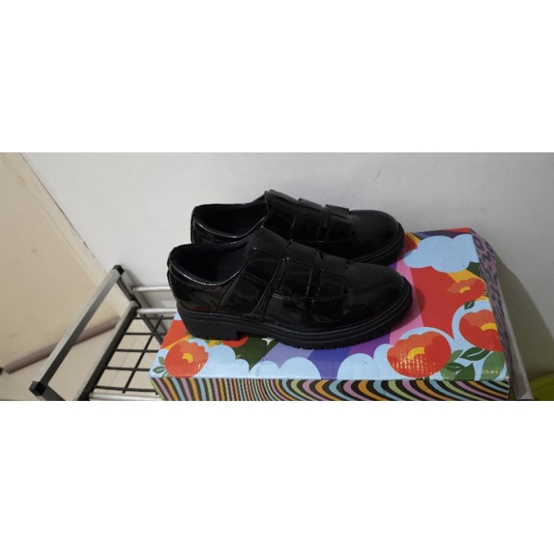 Preloved Sepatu Adorable Projects Dasa Oxford Black