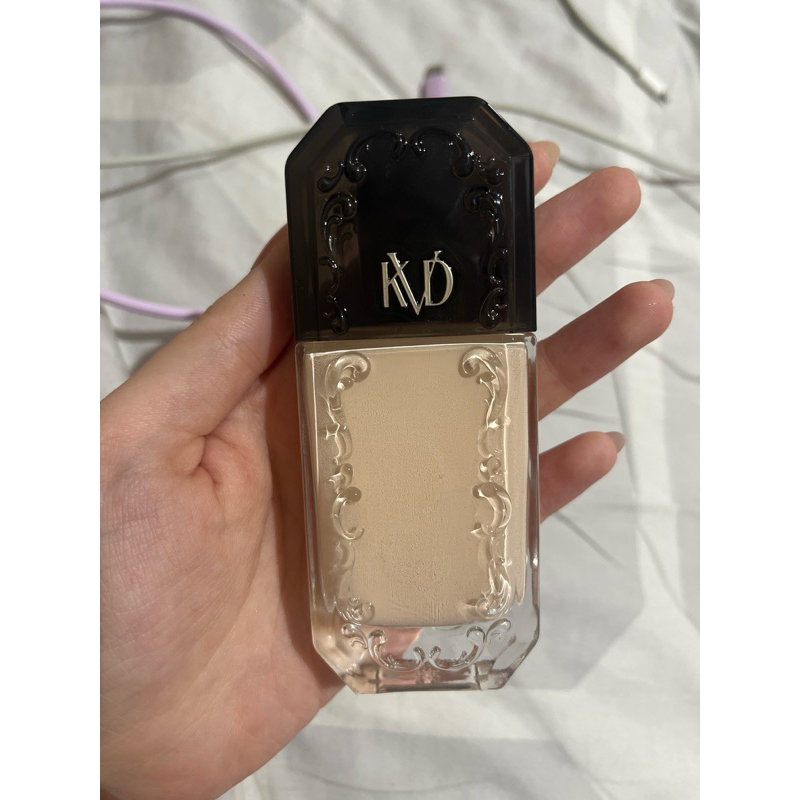 KVD FOUNDATION GOOD APPLE PRELOVED SHADE LIGHT 006