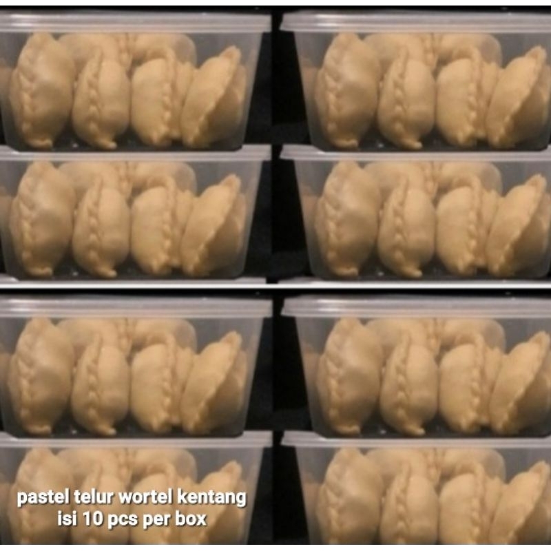 

Pastel ayam wortel kentang uk.jumbo isi 10 pcs per box