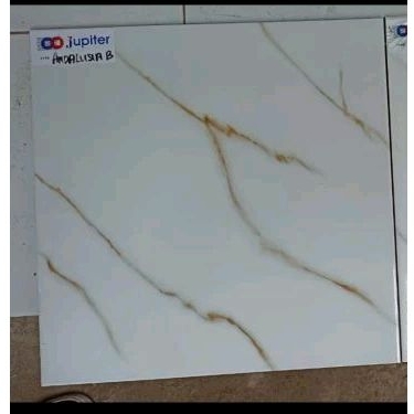 Keramik 50x50 Andalusia by jupiter ( putih glossy urat marble)