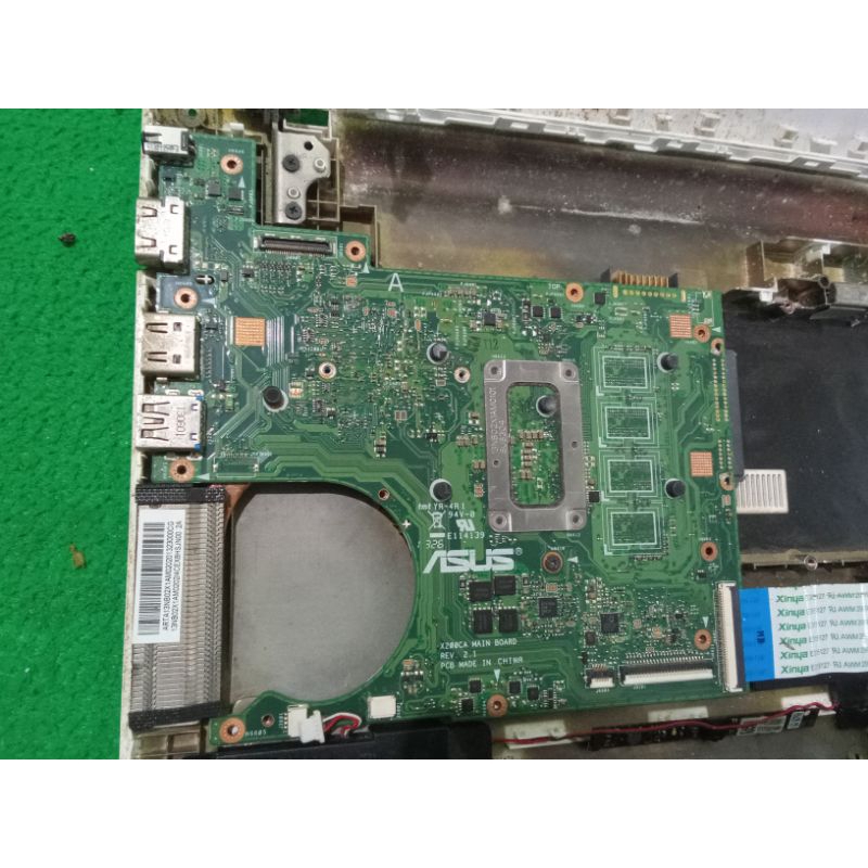 mesin motherboard Asus x200