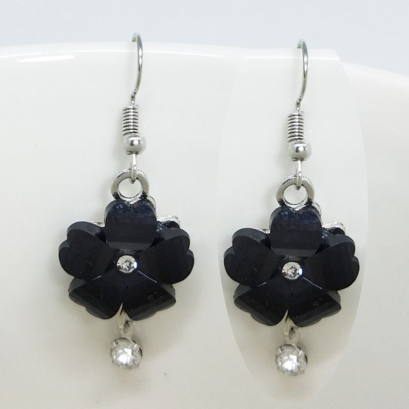 anting kait bunga hitam gandul anting kait bunga anting korea anting wanita korea anting stud korea 