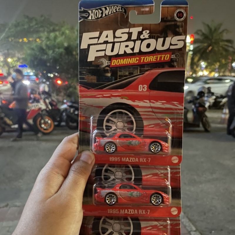 HOTWHEELS FAST AND FURIOUS 2024 MASDA RX7