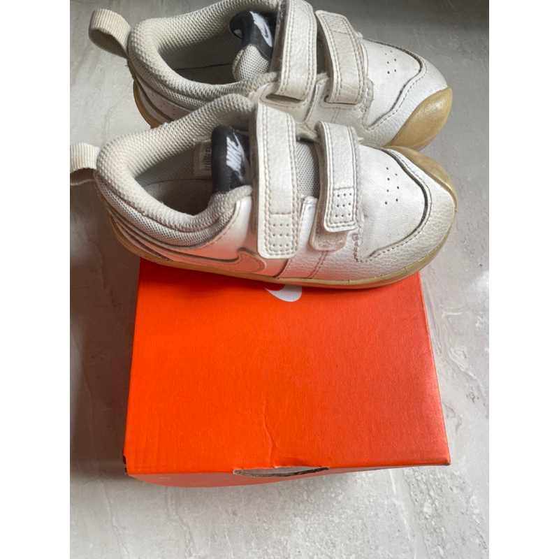 Nike Pico 5 kids 8C preloved