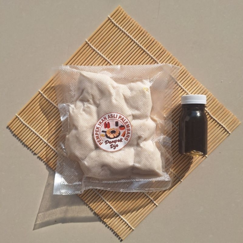 

Pempek Kapal Selam Kecil isi 10 Pcs Khas Palembang