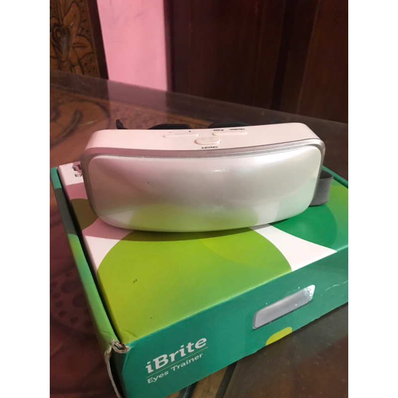 Jaco Ibrite Eyes Trainer