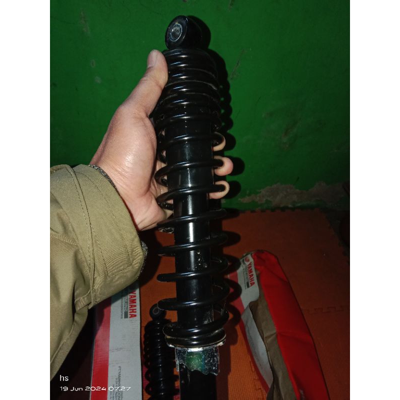 shock belakang xmax original