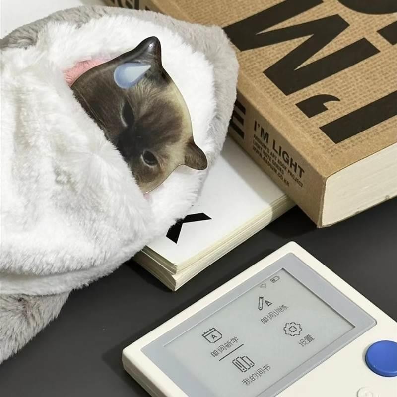 

Jual Produk Pinkbubbly.ReadyMale and female student stationery, small shark doll, pencil case,