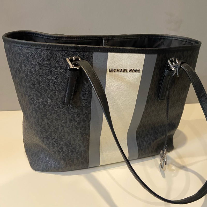 PRELOVED - Michael Kors Travel Bag