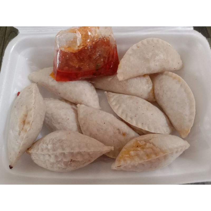 

cireng isi ayam Suir pedas isi 10