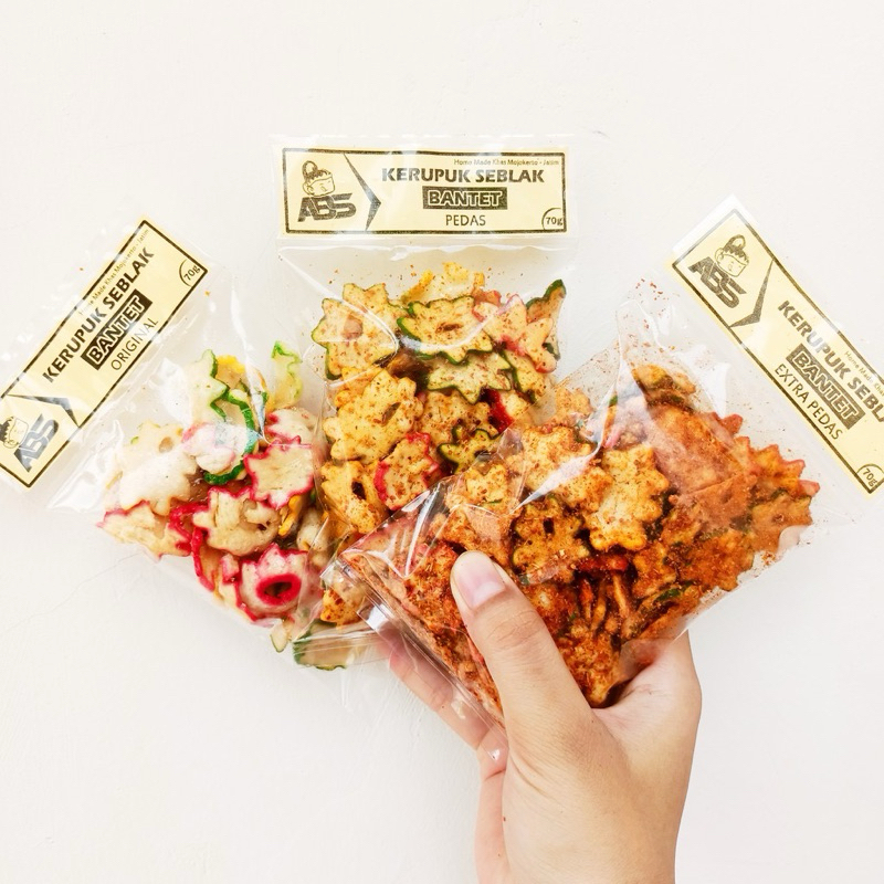 

Kerupuk bintang varian Extra Pedas