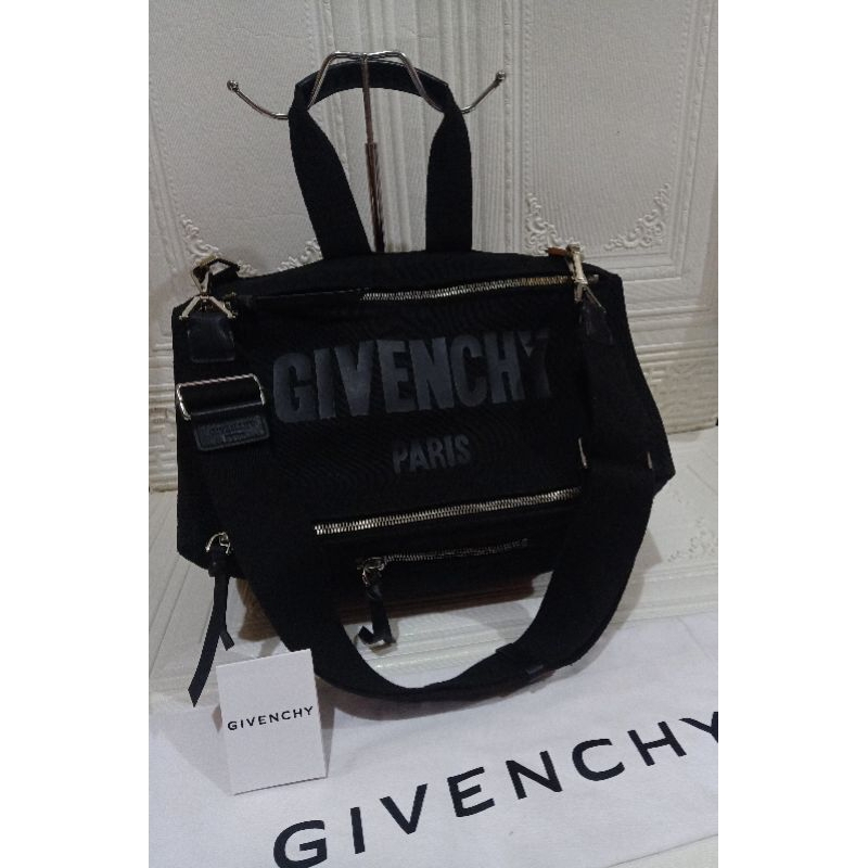 Givenchy PANDORA Black Preloved