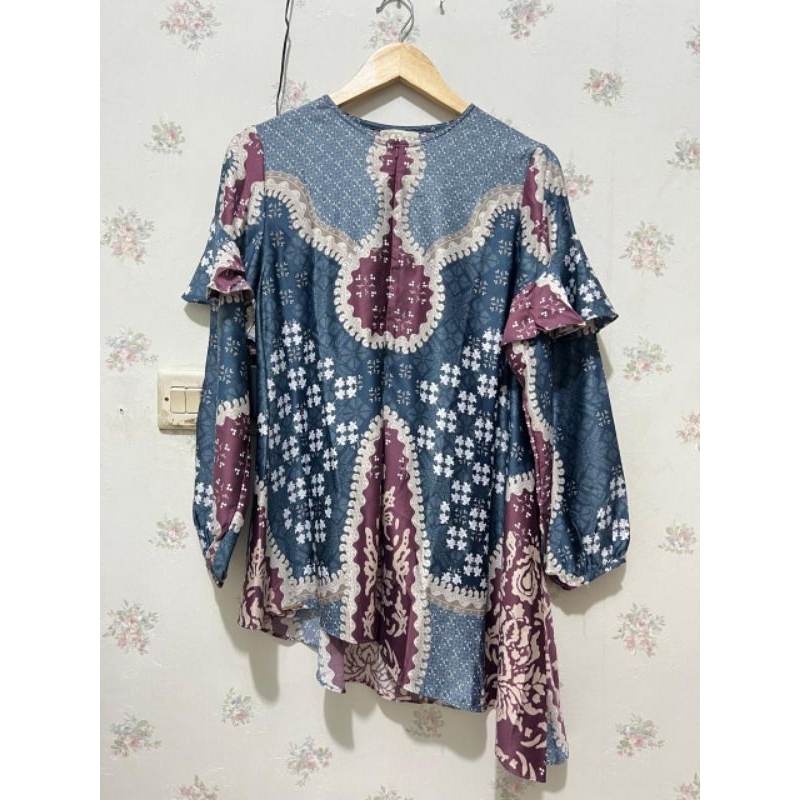 preloved wearing klamby anggrek tunik size L ld 102