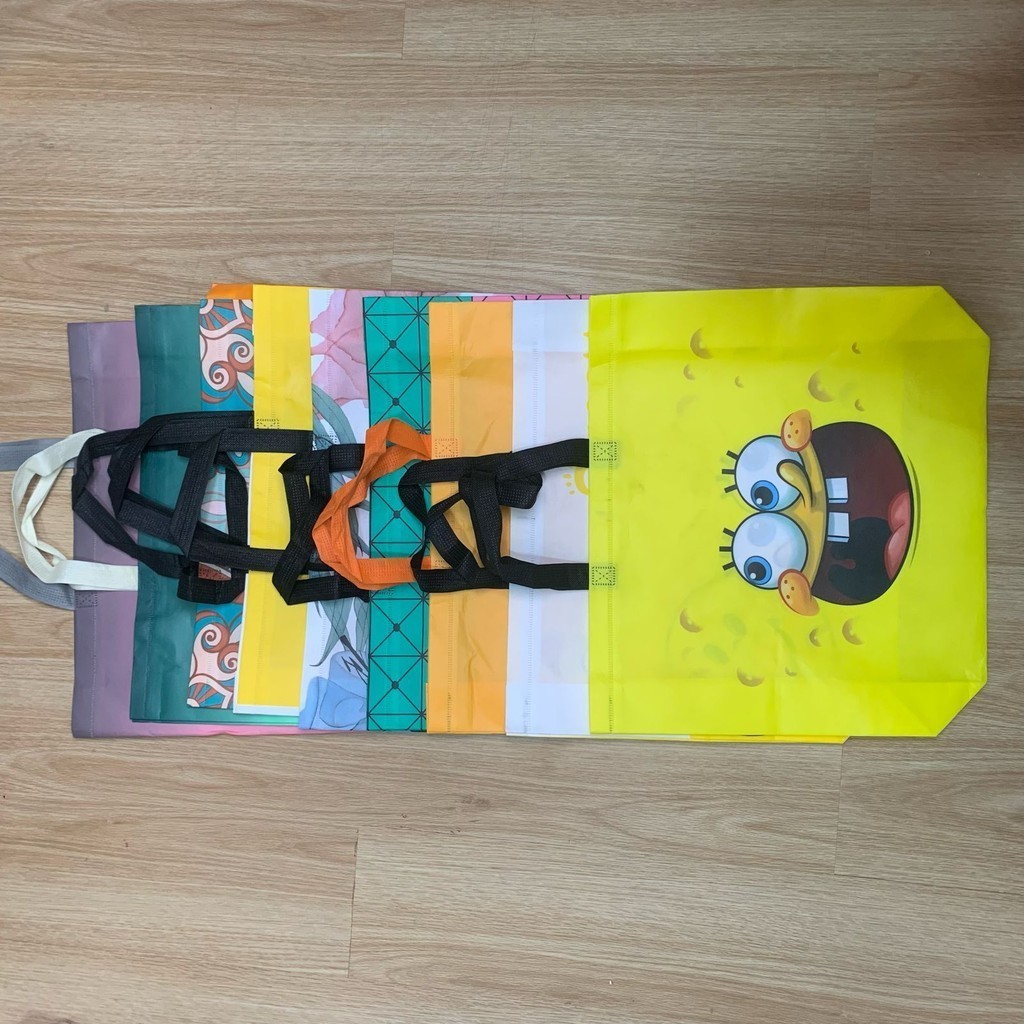 

GOODIEBAG MOTIF UKURAN KECIL 23 x 27 x 10 T-1343 TAS BELANJA TOTE BAG KAIN MOTIF KARTUN PREMIUM KANTUNG TEBAL KUALITAS TERBAIK