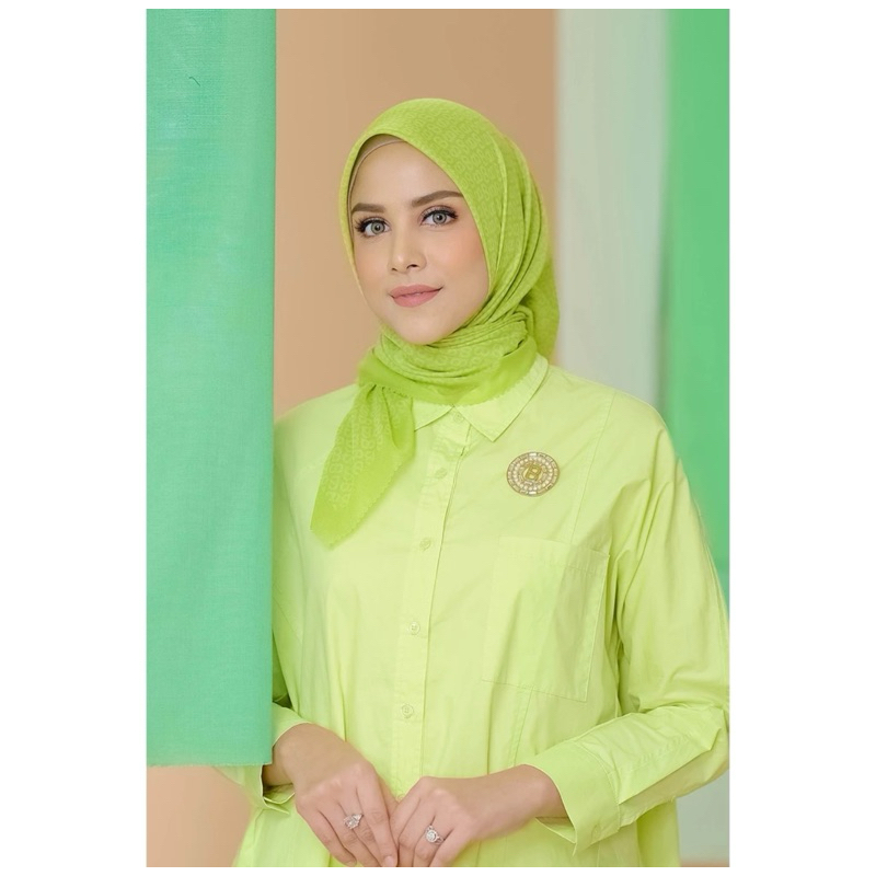 preloved tapis sulfur spring buttonscarves