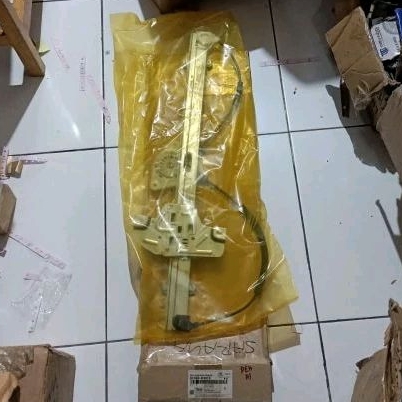 regulator power window depan kanan hyundai H1 82404-4H010