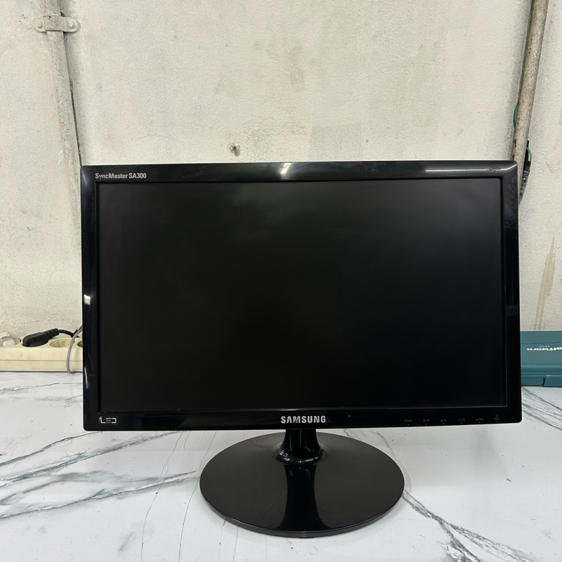 monitor samsung led 19 inch wide