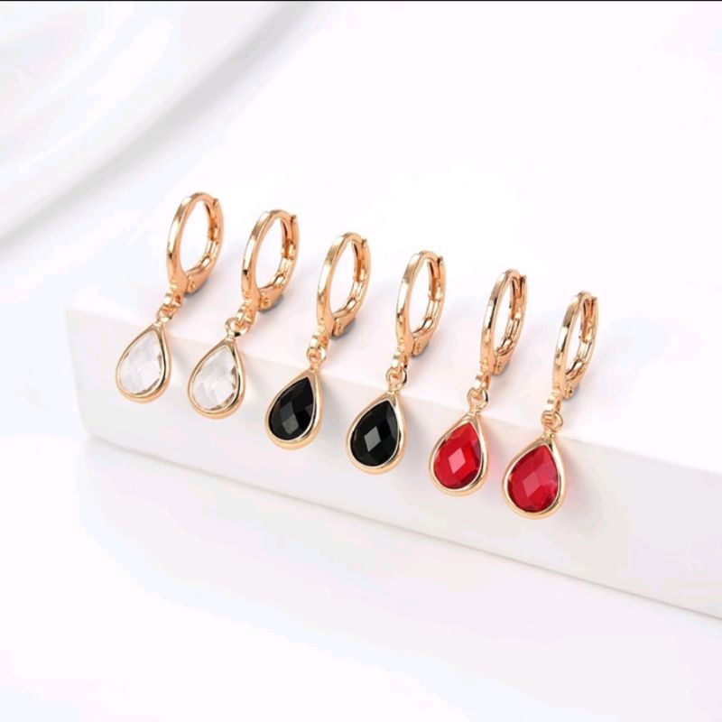 Anting Klip Titanium Wanita Batu Permata Merah Hitam Putih