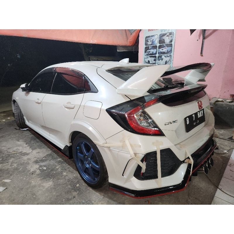 Spoiler Civic Hatchback