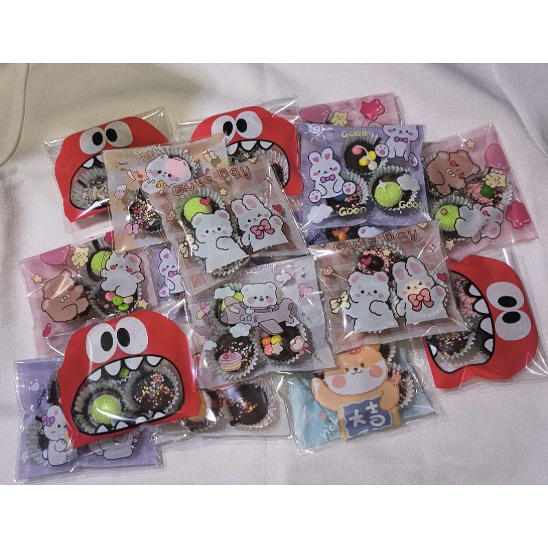

Permen Coklat cocok buat souvenir ultah dll, harga 3000/pcs