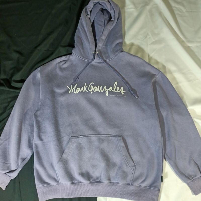 Hoodie Mark Gonzales