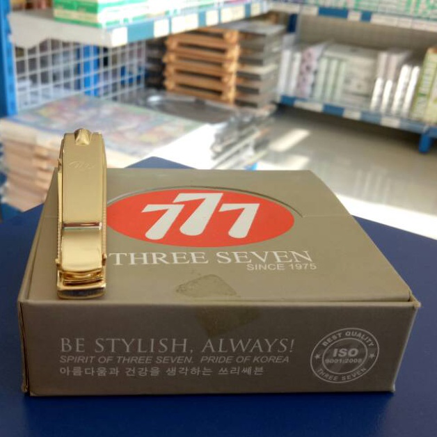 

UNIK Gunting Kuku 777 besar Gold N211 JUMBO EMAS