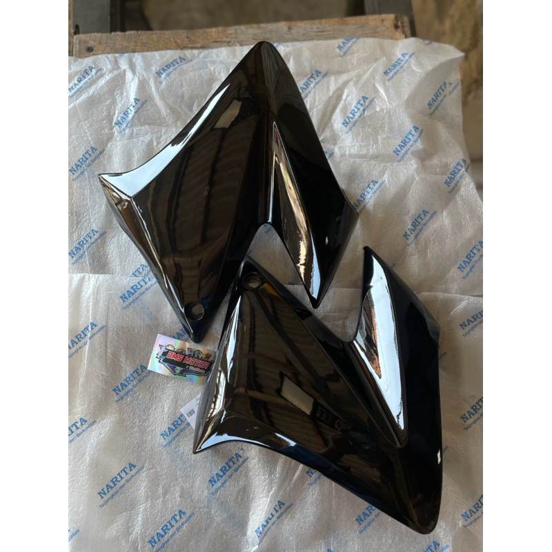 SAYAP VIXION OLD COVER TANGKI VIXION OLD