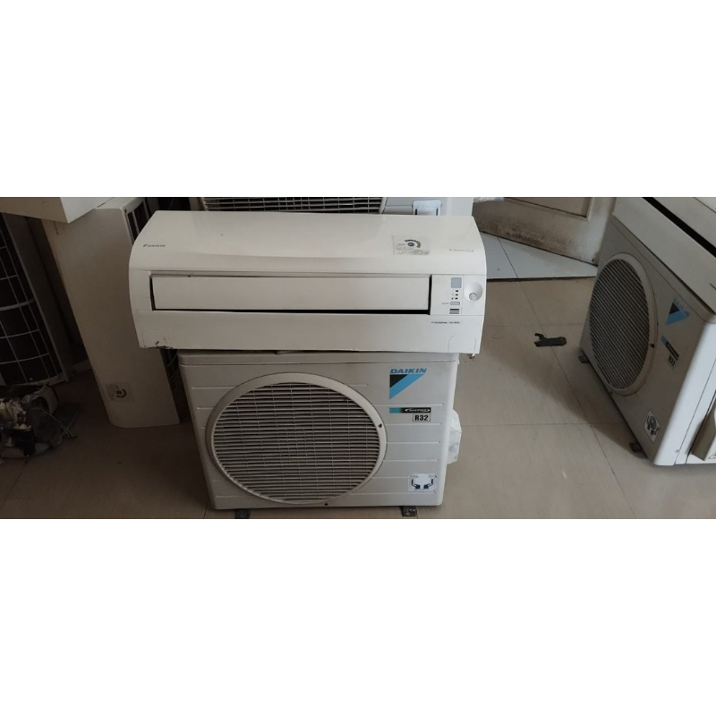 Ac Daikin inverter 3/4 pk Second unit only