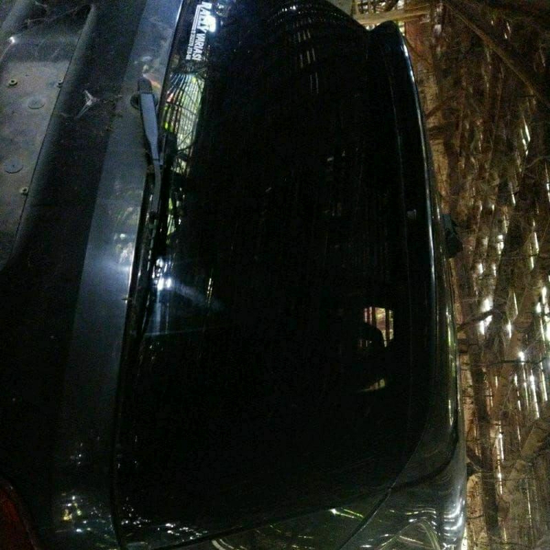 kaca belakang mercy a140