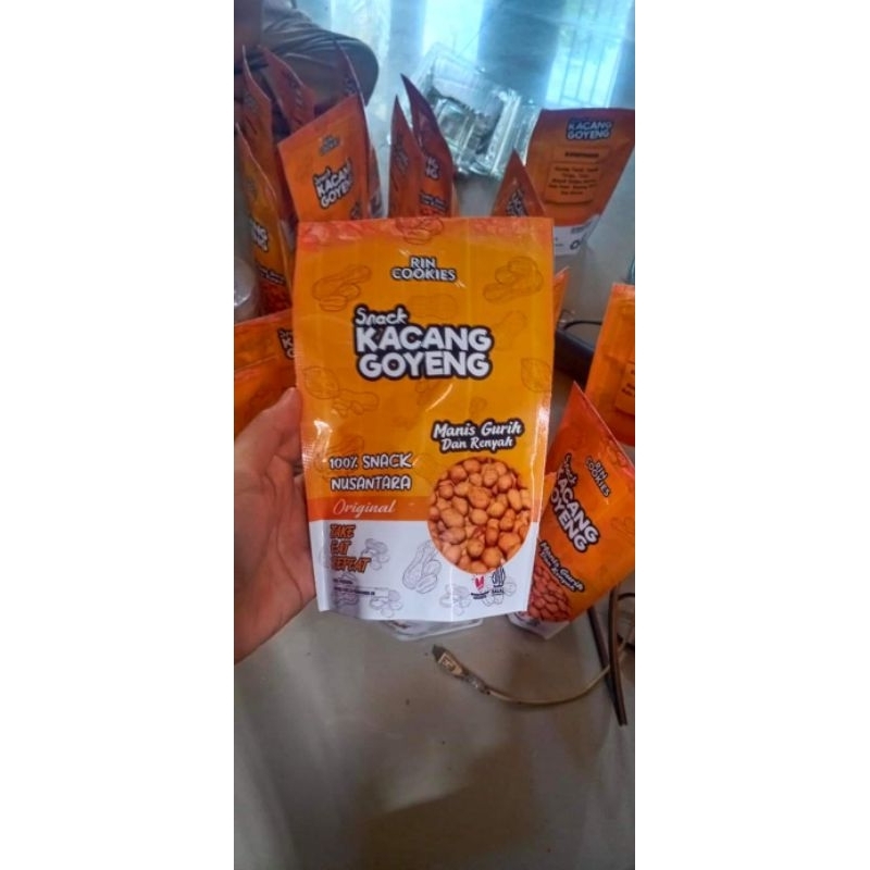 

kacang goyeng
