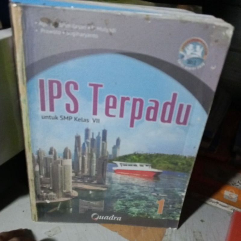 buku ips terpadu untuk SMP kelas 7/1 penerbit Quadra