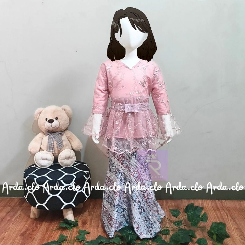 BAJU KEBAYA ANAK PEREMPUAN MODERN MODEL  BROKAT AISYAH / ROK DUYUNG BATIK SETELAN KEBAYA BROKAT ANAK