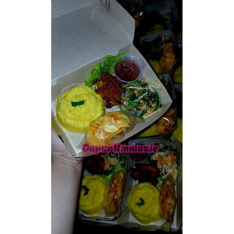 

NASI BOX NASI KOTAK NASI KUNING (ONLY INSTANT)