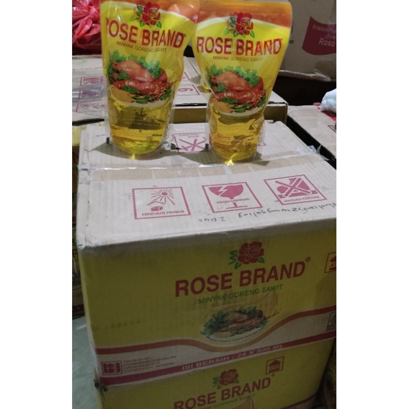 

Minyak goreng Rose Brand 500 ml 1 dus isi 24 pcs