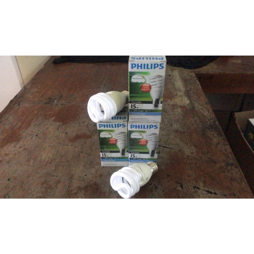 Lampu Tornado 15 Watt Merk Philips
