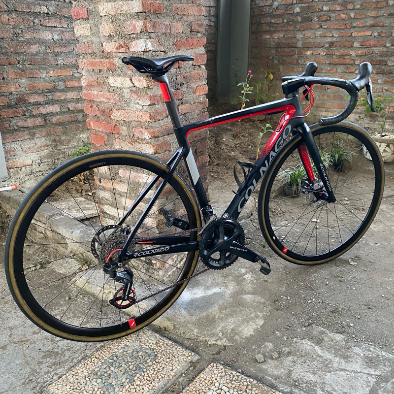 Colnago v3 disc ultegra