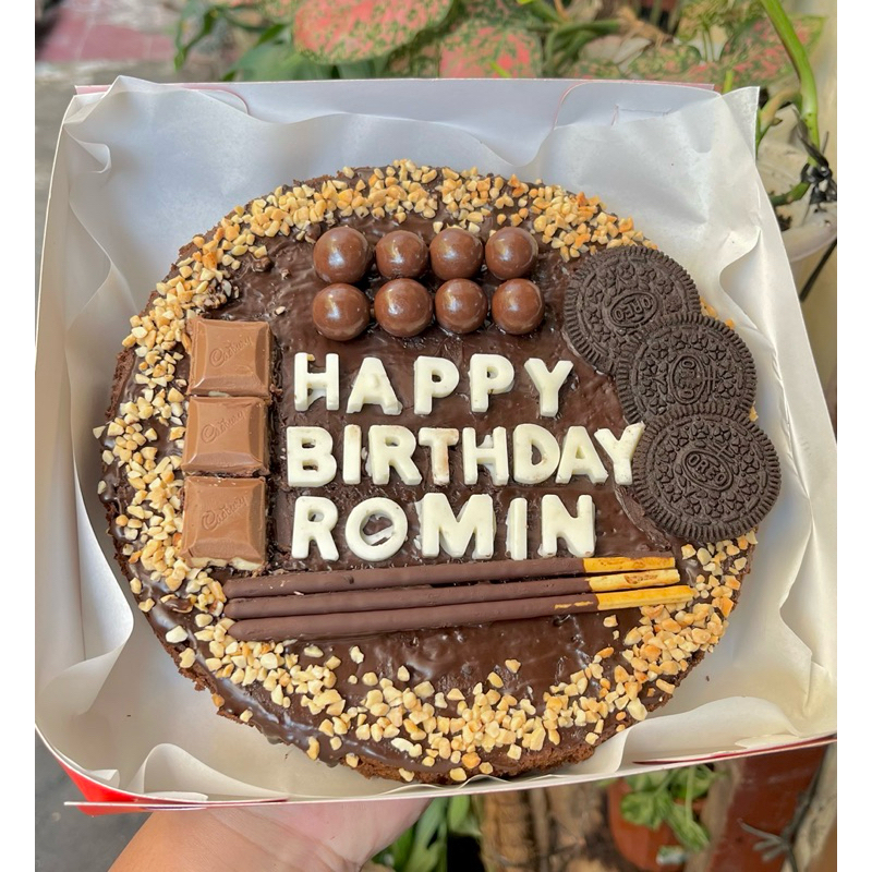 

FUDGY BROWNIES BIRTHDAY